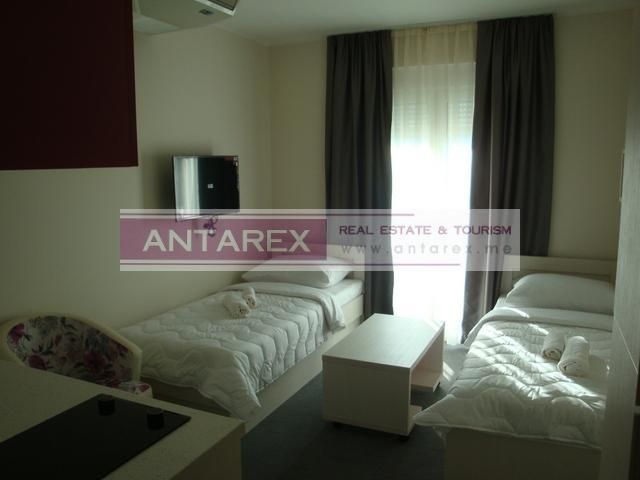 Коммерческая недвижимость в Игало, Черногория - фото 8