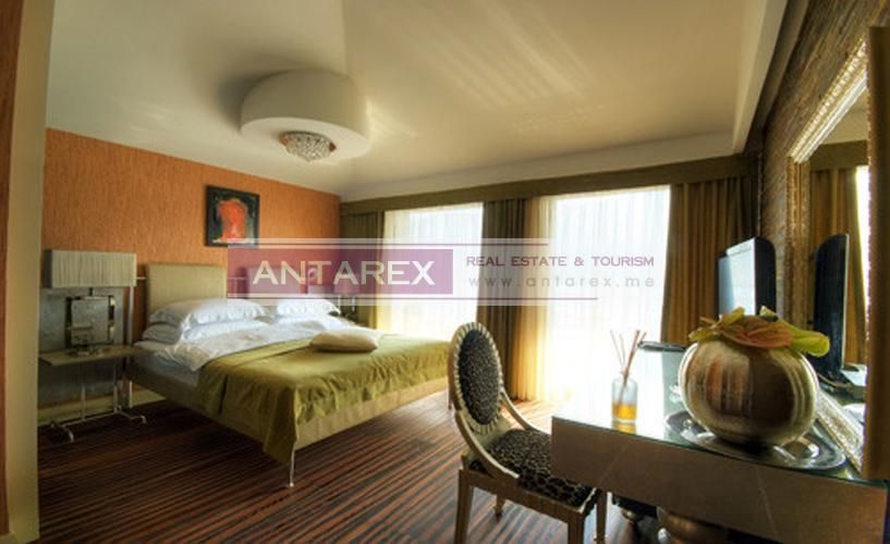 Коммерческая недвижимость в Доброте, Черногория - фото 8