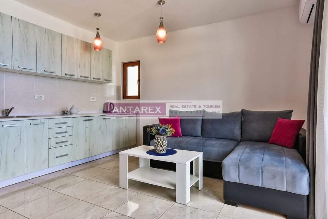 Коммерческая недвижимость в Добра Воде, Черногория, 800 м² - фото 8