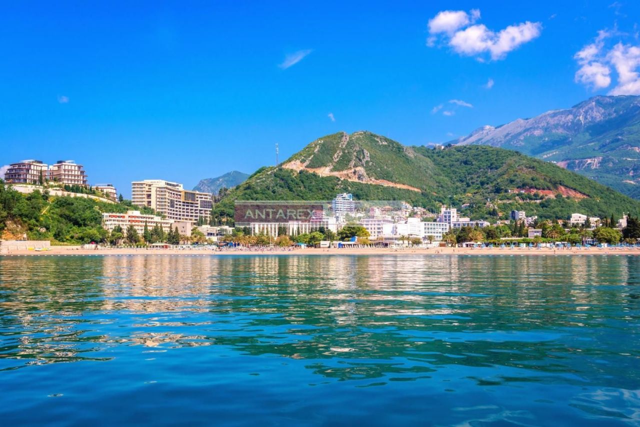 Коммерческая недвижимость в Будве, Черногория, 626 м² - фото 8