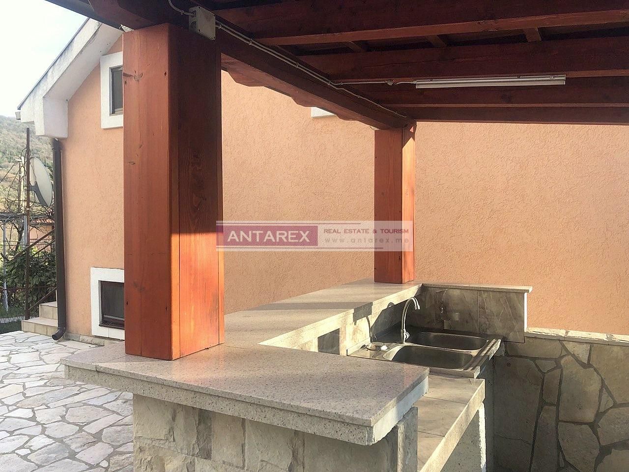 Вилла в Херцег-Нови, Черногория, 120 м² - фото 8