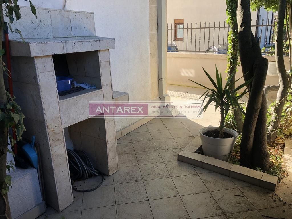 Апартаменты в Тивате, Черногория, 93 м² - фото 9