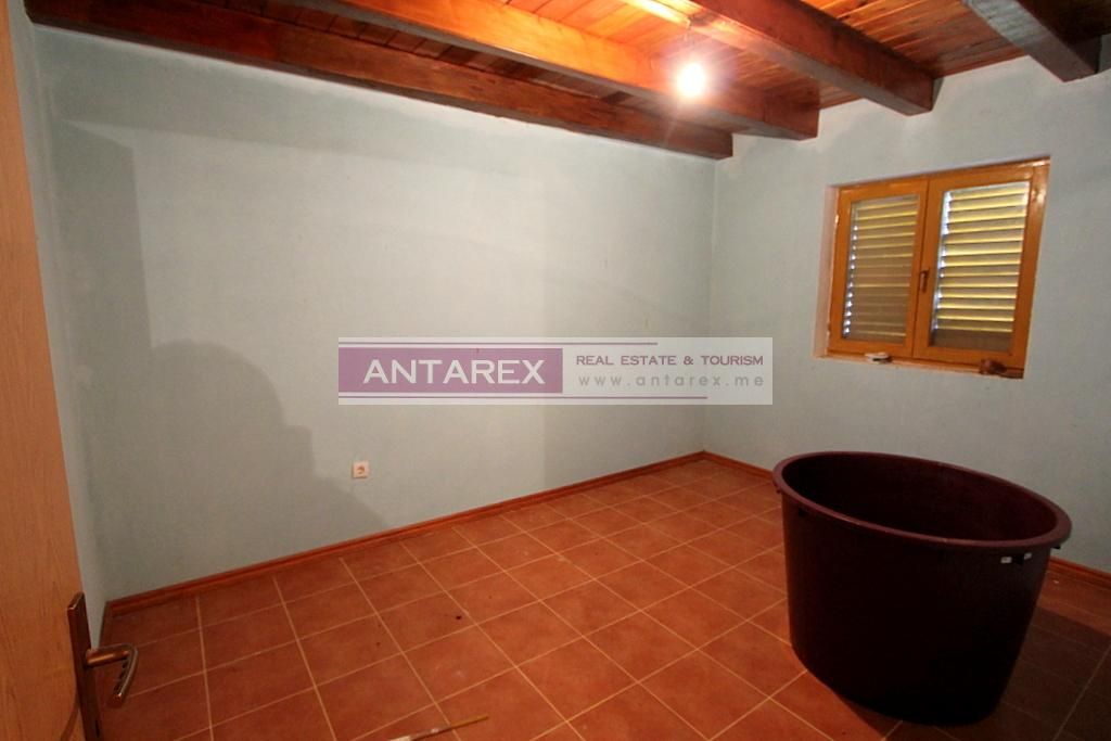 Вилла в Херцег-Нови, Черногория, 246 м² - фото 9