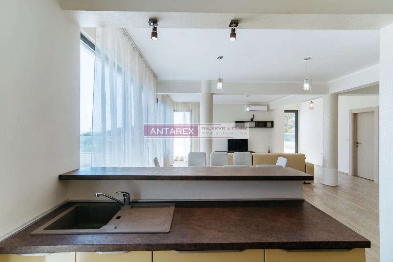 Апартаменты в Бечичи, Черногория, 233 м² - фото 9