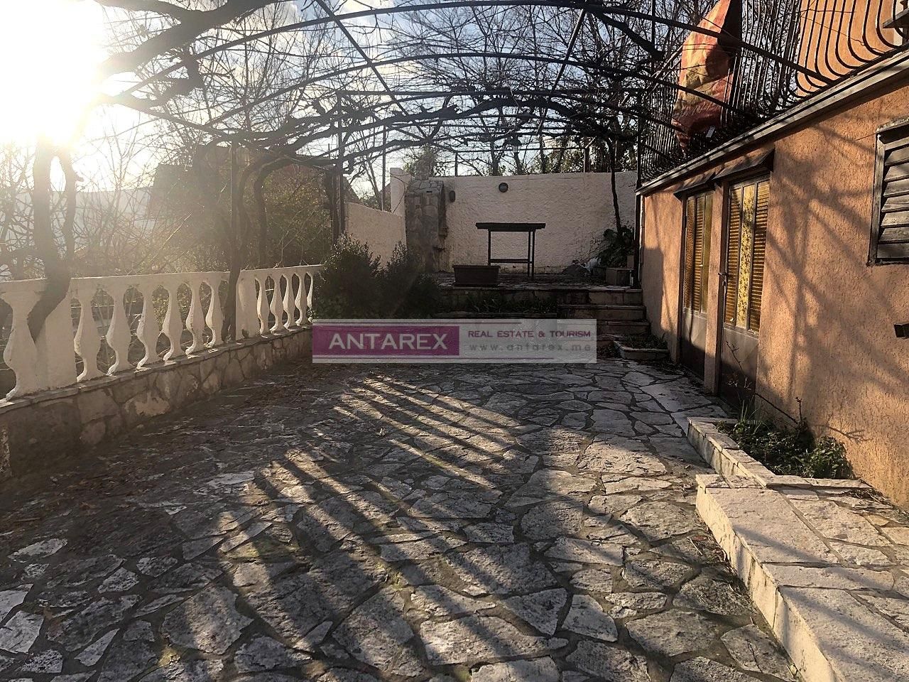 Вилла в Херцег-Нови, Черногория, 120 м² - фото 9