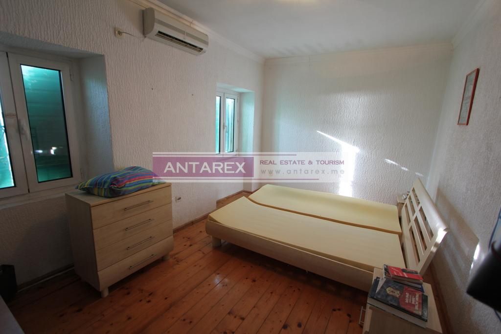 Вилла в Биеле, Черногория, 125 м² - фото 9