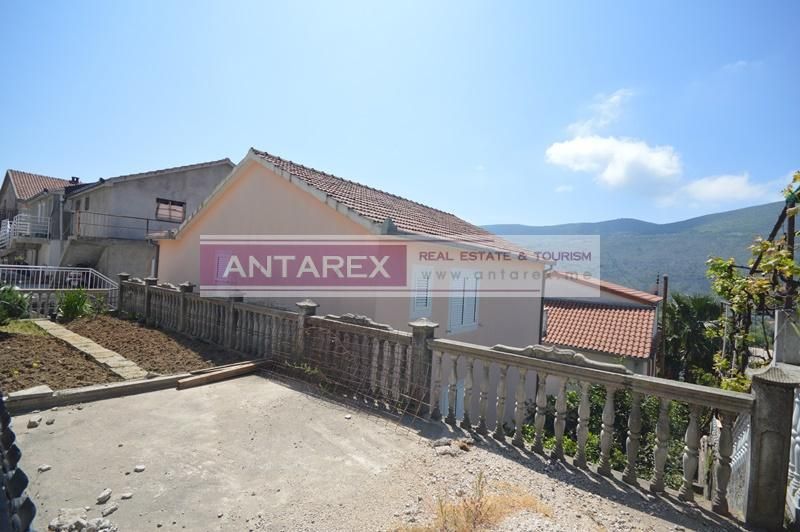 Вилла в Игало, Черногория, 200 м² - фото 10