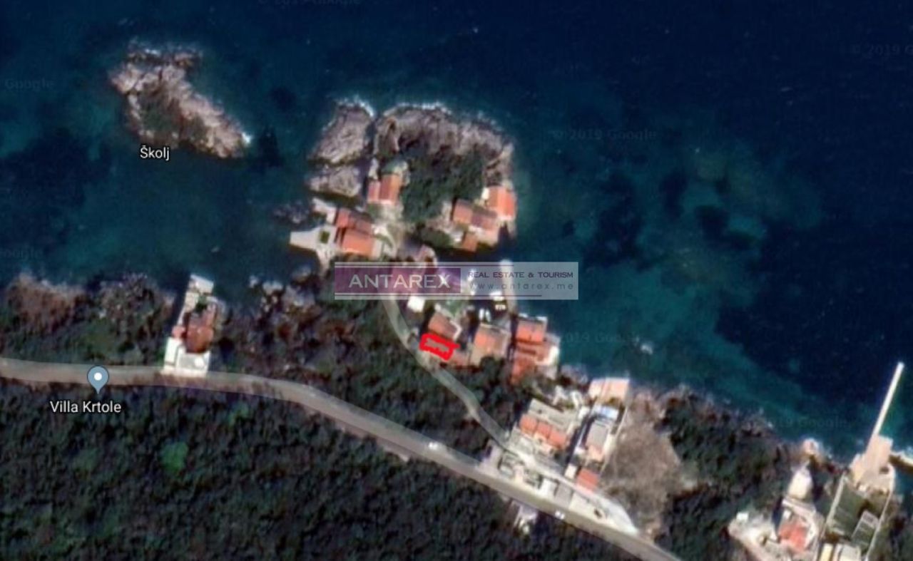 Вилла на полуострове Луштица, Черногория, 66 м² - фото 10