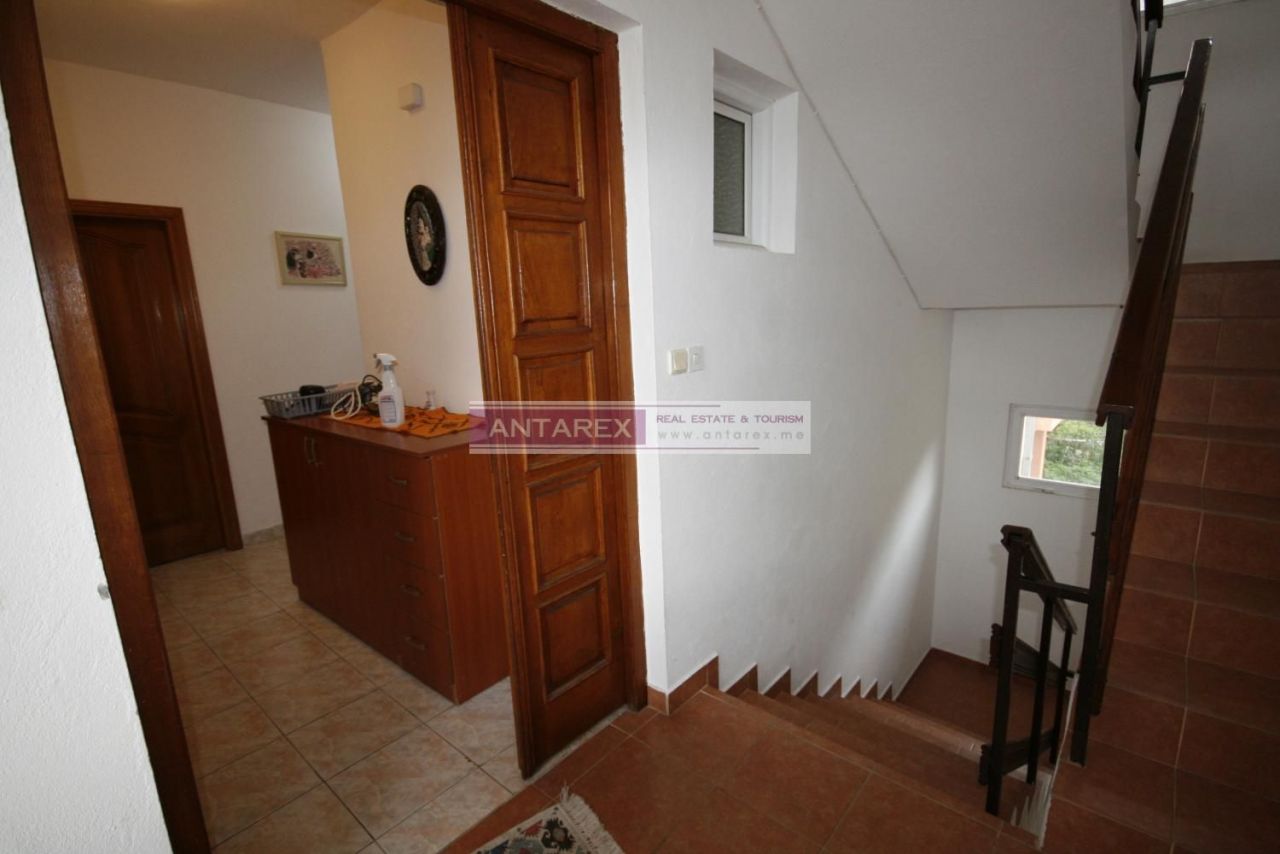 Вилла в Лепетани, Черногория, 257 м² - фото 10