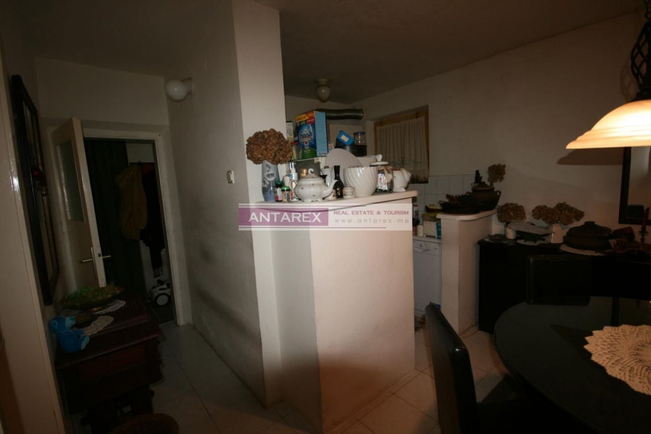 Вилла в Тивате, Черногория, 357 м² - фото 10