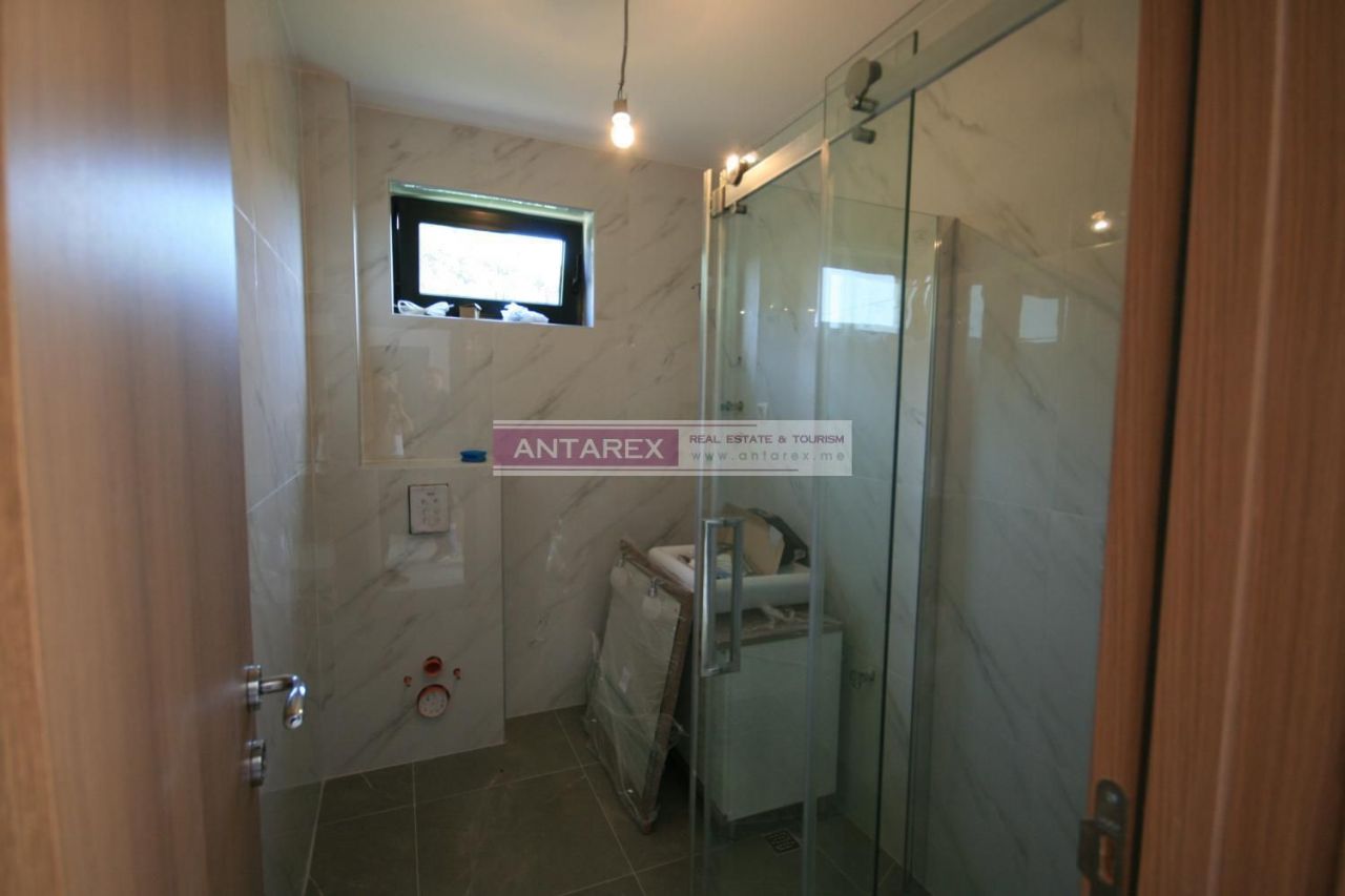 Вилла в Тивате, Черногория, 335 м² - фото 10