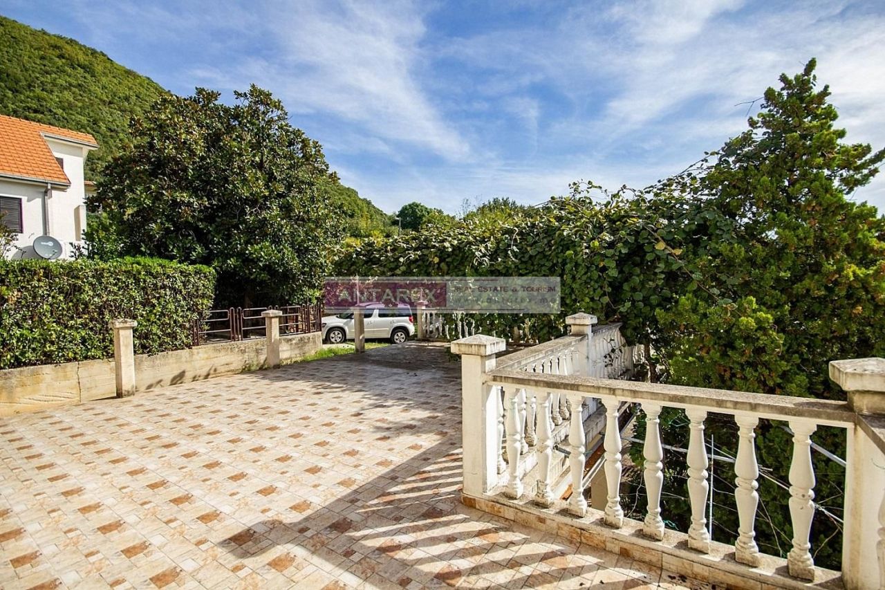 Вилла в Дженовичах, Черногория, 160 м² - фото 10