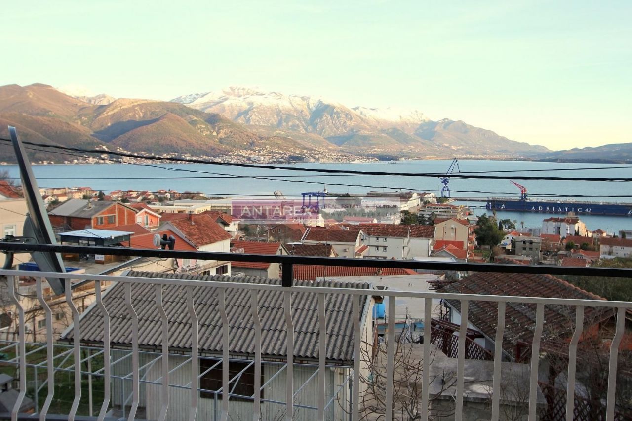 Апартаменты в Биеле, Черногория, 104 м² - фото 10