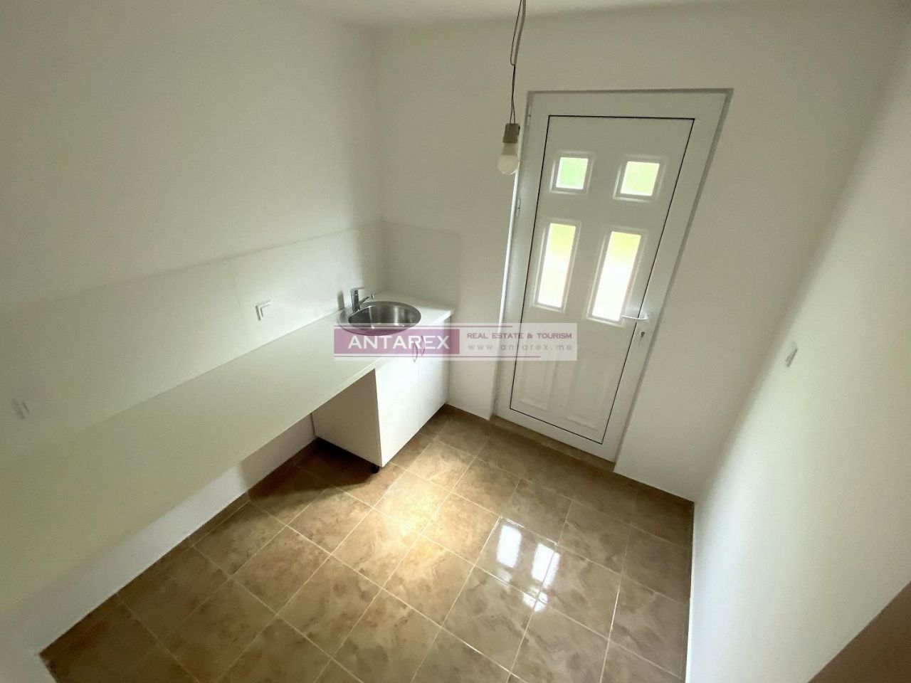 Апартаменты в Херцег-Нови, Черногория, 115 м² - фото 10