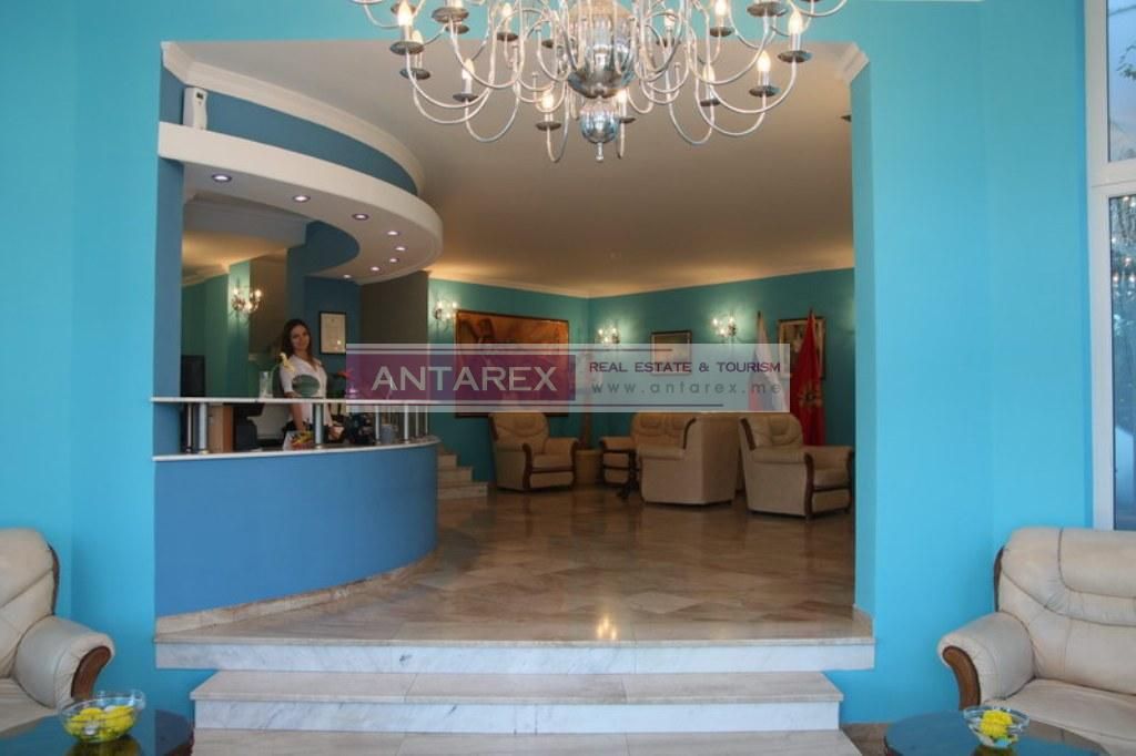 Коммерческая недвижимость в Кумборе, Черногория, 3 600 м² - фото 11