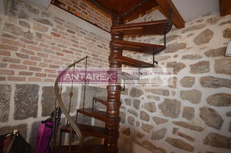 Апартаменты в Херцег-Нови, Черногория, 106 м² - фото 11