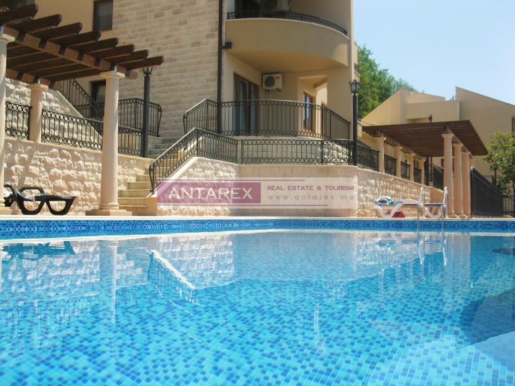 Апартаменты в Херцег-Нови, Черногория, 79 м² - фото 11