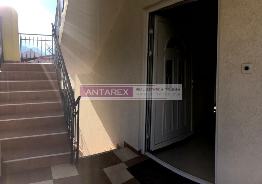 Вилла в Тивате, Черногория, 317 м² - фото 10