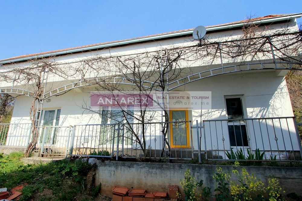 Апартаменты в Биеле, Черногория, 72 м² - фото 11