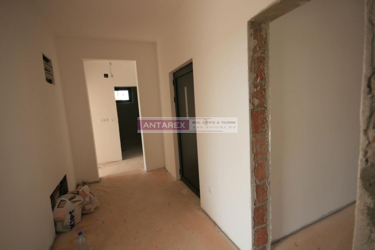 Вилла в Тивате, Черногория, 335 м² - фото 11