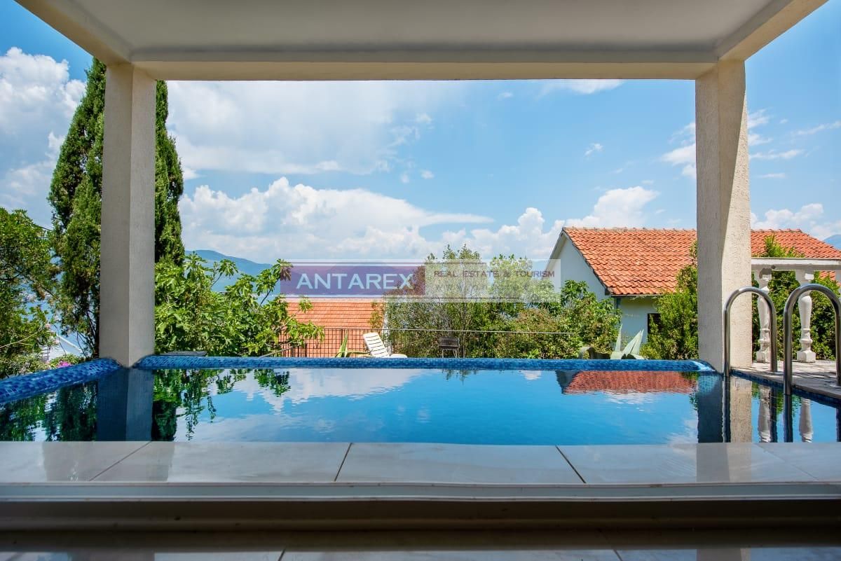 Вилла в Крашичах, Черногория, 260 м² - фото 11