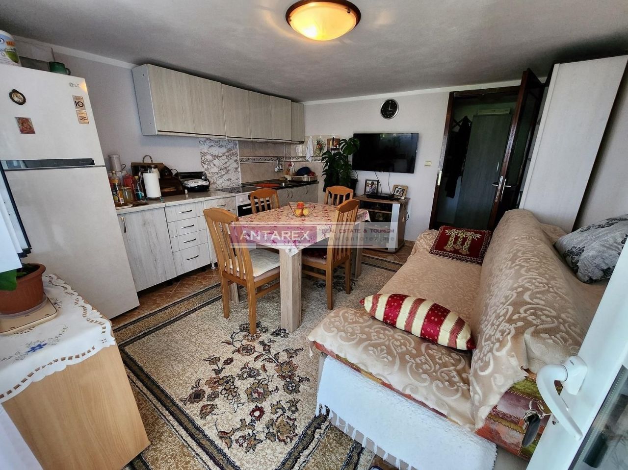 Вилла в Херцег-Нови, Черногория, 230 м² - фото 11