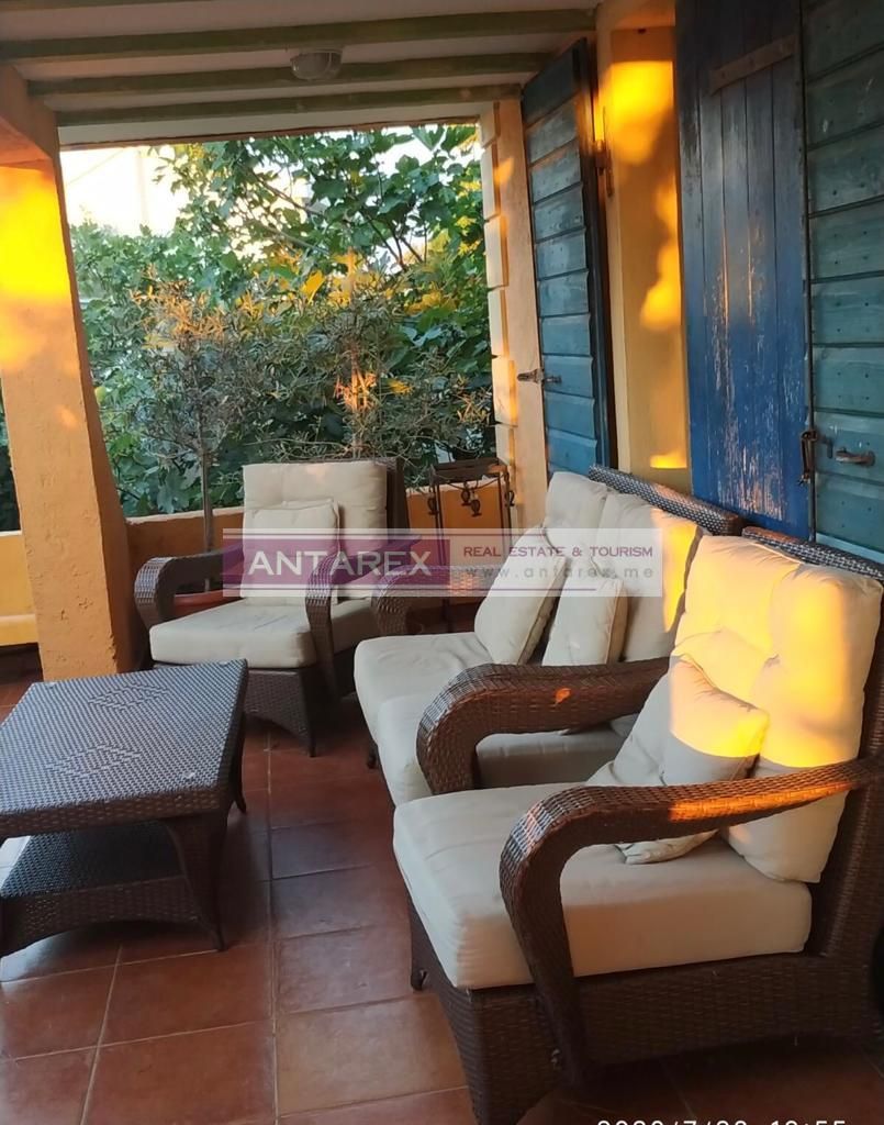 Вилла в Крашичах, Черногория, 200 м² - фото 11