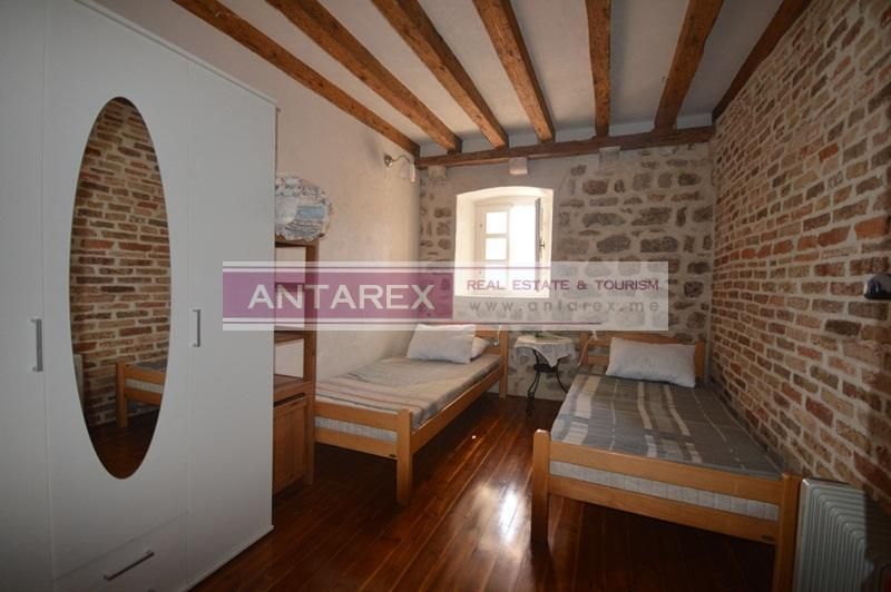 Апартаменты в Херцег-Нови, Черногория, 106 м² - фото 12