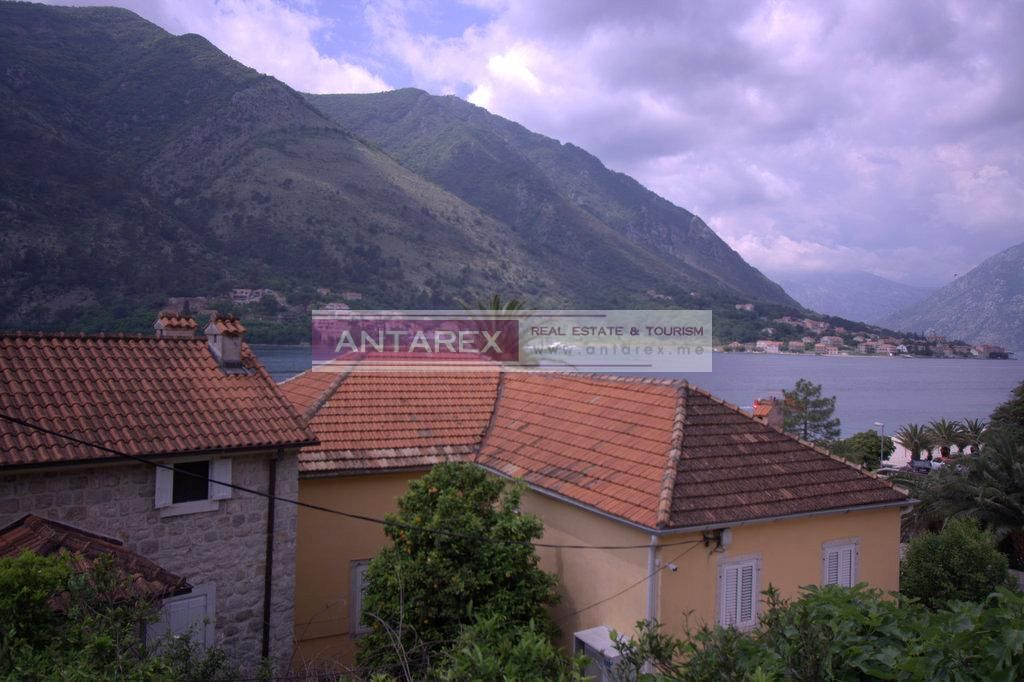 Вилла в Доброте, Черногория, 132 м² - фото 12