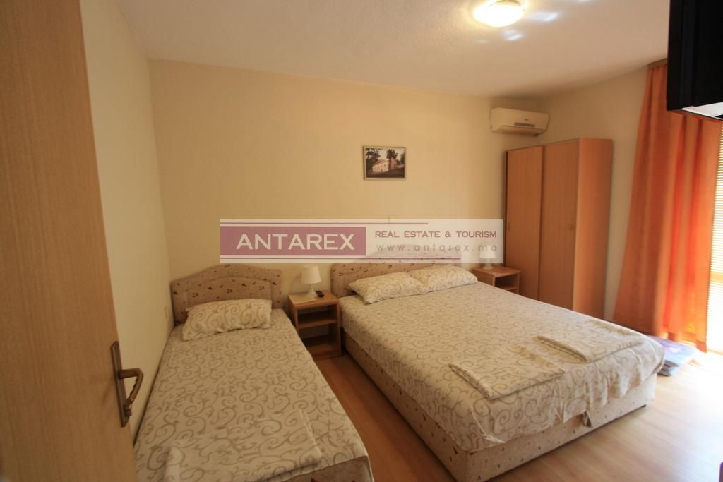 Коммерческая недвижимость в Дженовичах, Черногория, 299 м² - фото 12