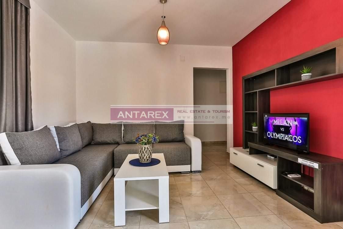 Коммерческая недвижимость в Добра Воде, Черногория, 800 м² - фото 12