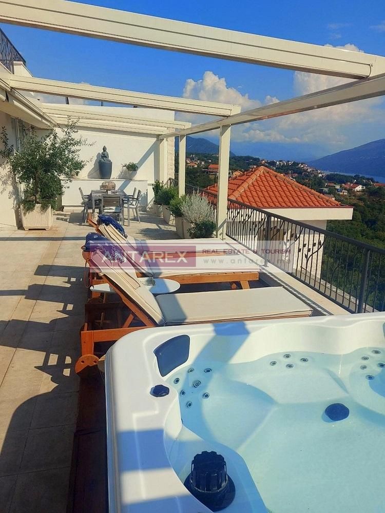 Апартаменты в Херцег-Нови, Черногория, 179 м² - фото 12