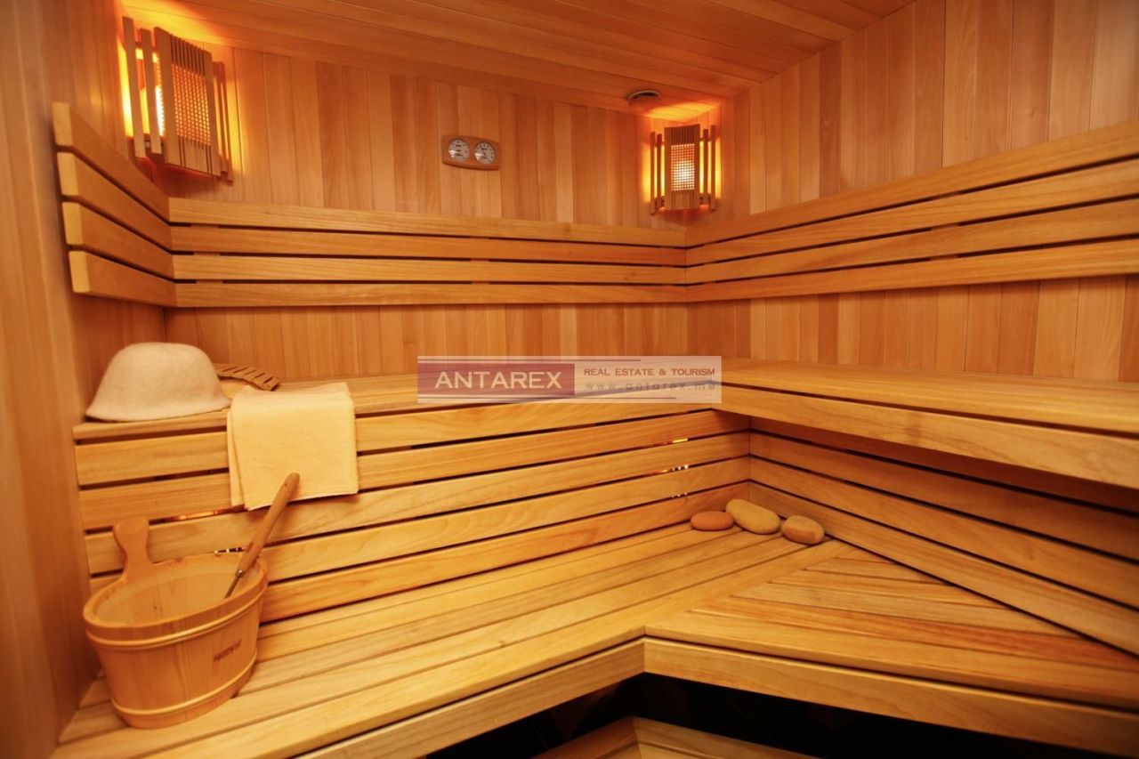 Вилла в Святом Стефане, Черногория, 392 м² - фото 12