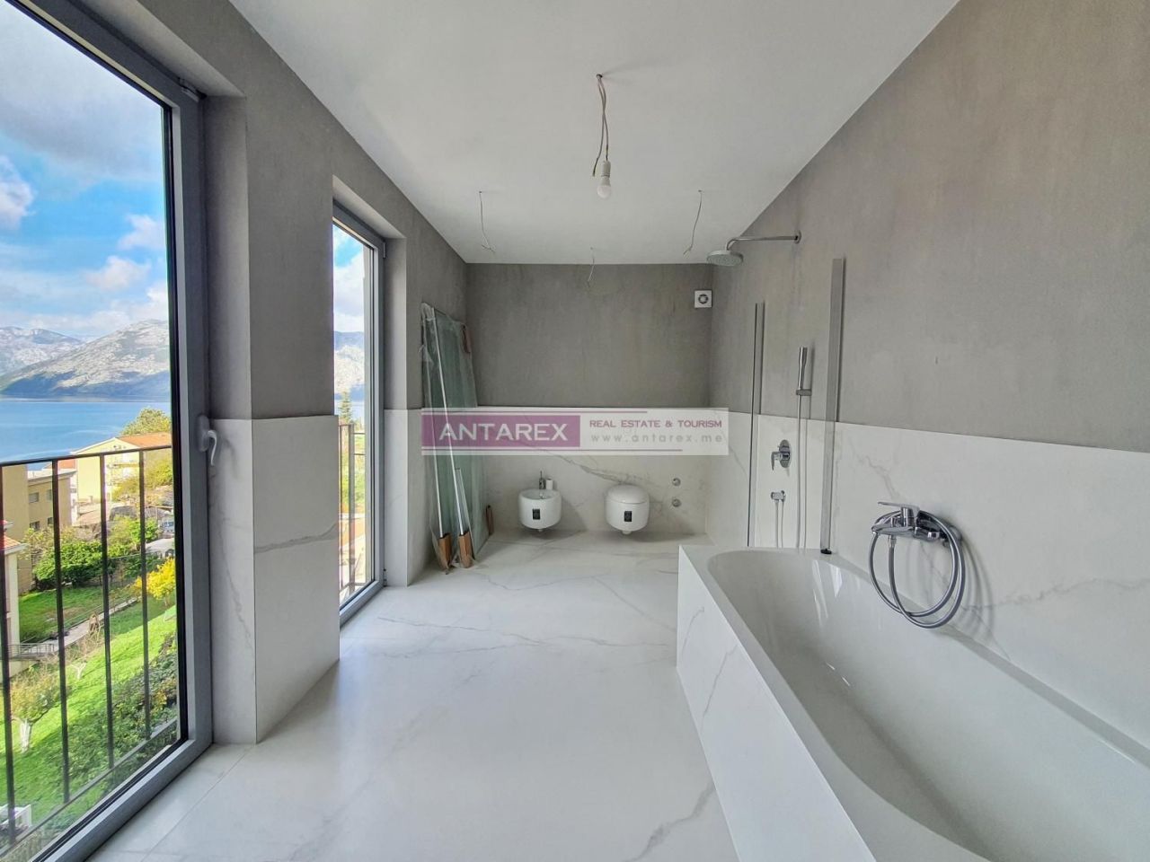 Апартаменты в Доброте, Черногория, 208 м² - фото 12