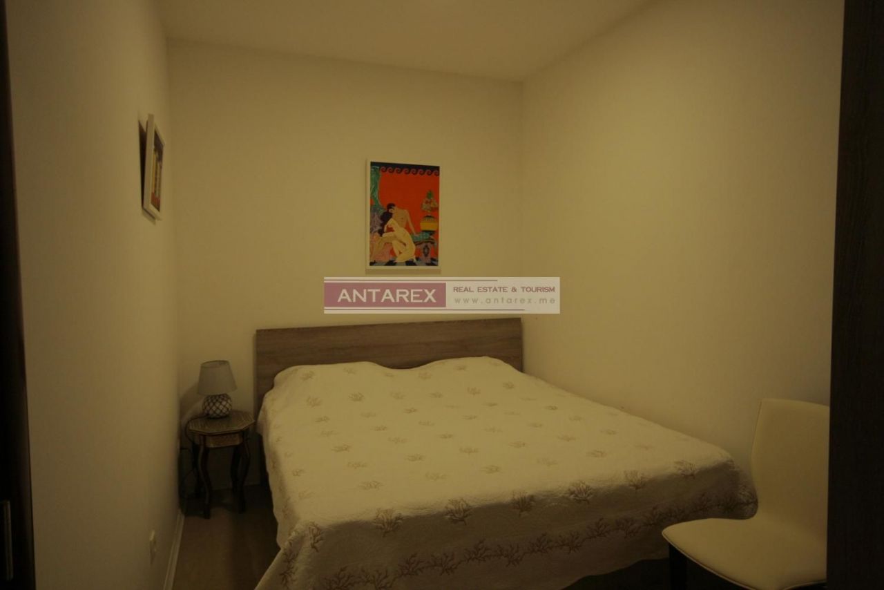 Апартаменты в Тивате, Черногория, 95 м² - фото 13