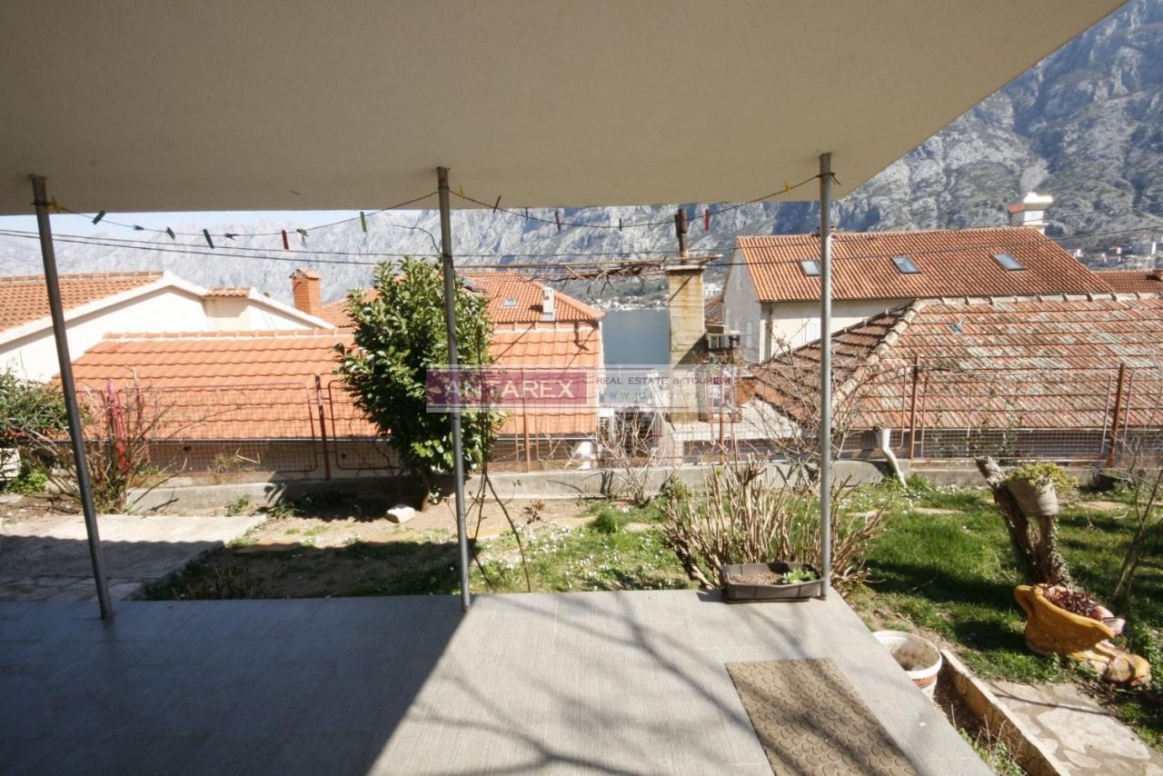 Вилла в Прчани, Черногория, 88 м² - фото 13