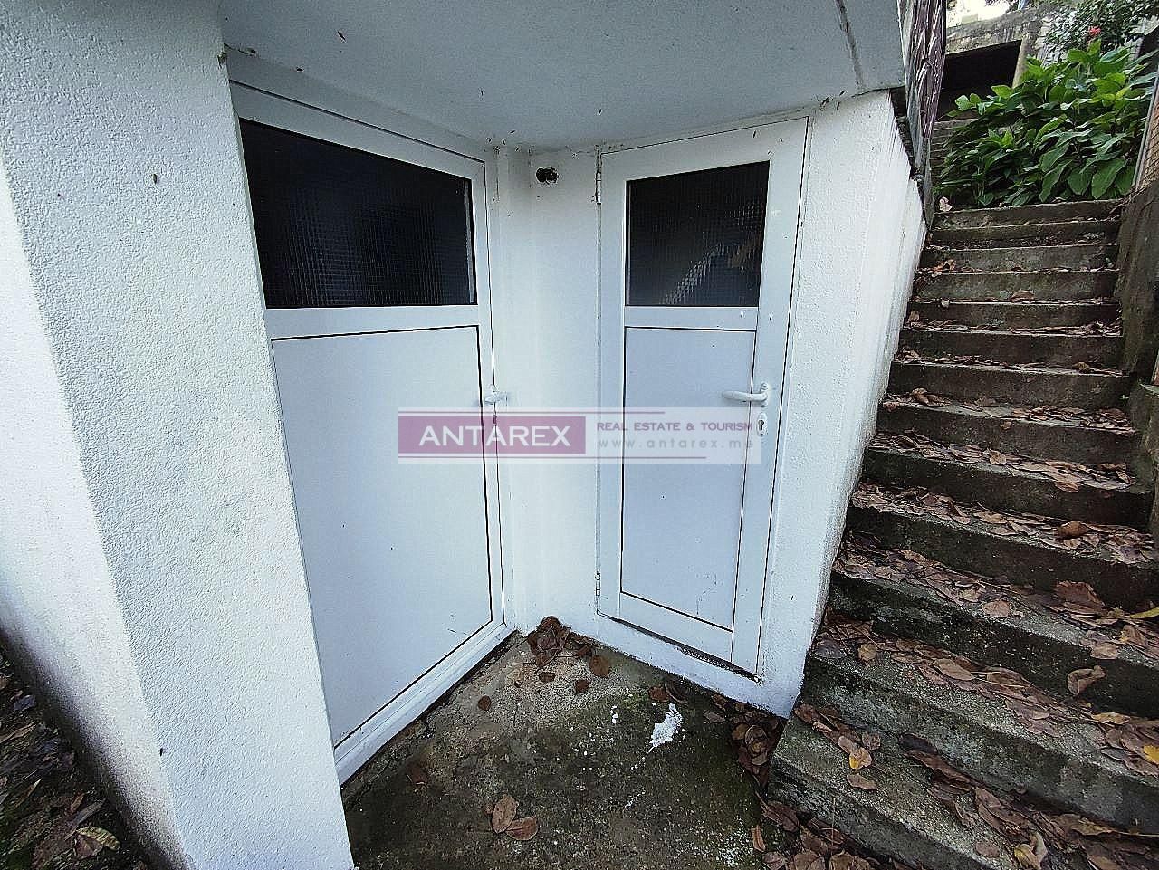 Вилла в Крашичах, Черногория, 85 м² - фото 13