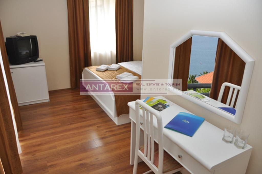 Коммерческая недвижимость в Кумборе, Черногория, 3 600 м² - фото 14