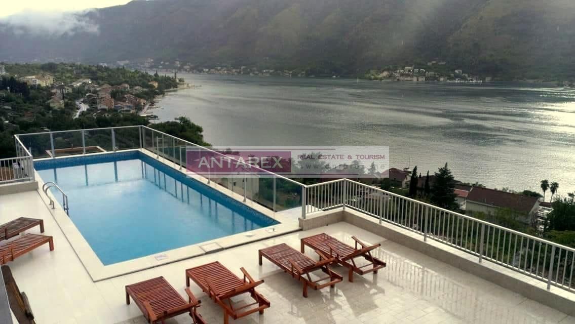 Апартаменты в Доброте, Черногория, 75 м² - фото 14