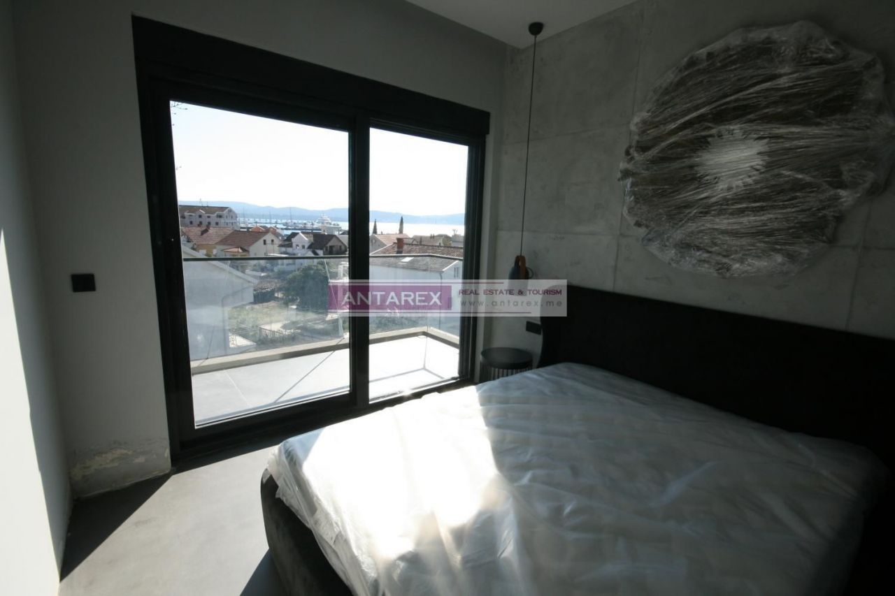 Апартаменты в Тивате, Черногория, 338 м² - фото 14