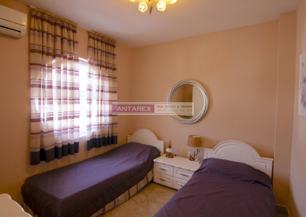 Апартаменты в Добра Воде, Черногория, 164 м² - фото 14