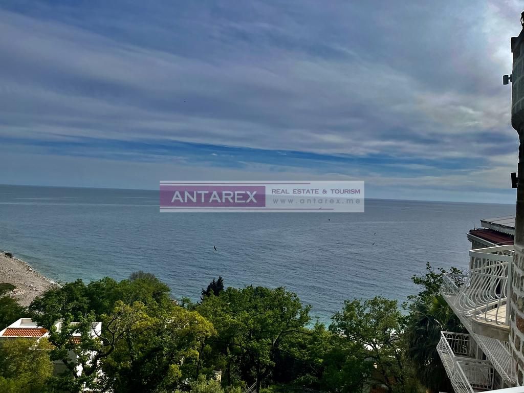 Коммерческая недвижимость в Режевичах, Черногория, 1 300 м² - фото 15