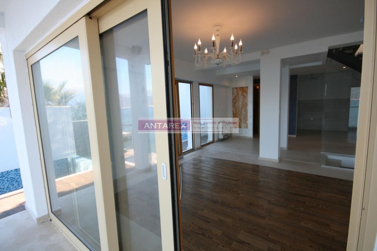 Вилла в Крашичах, Черногория, 300 м² - фото 15