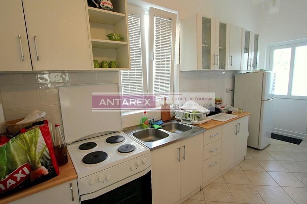 Вилла в Херцег-Нови, Черногория, 400 м² - фото 14