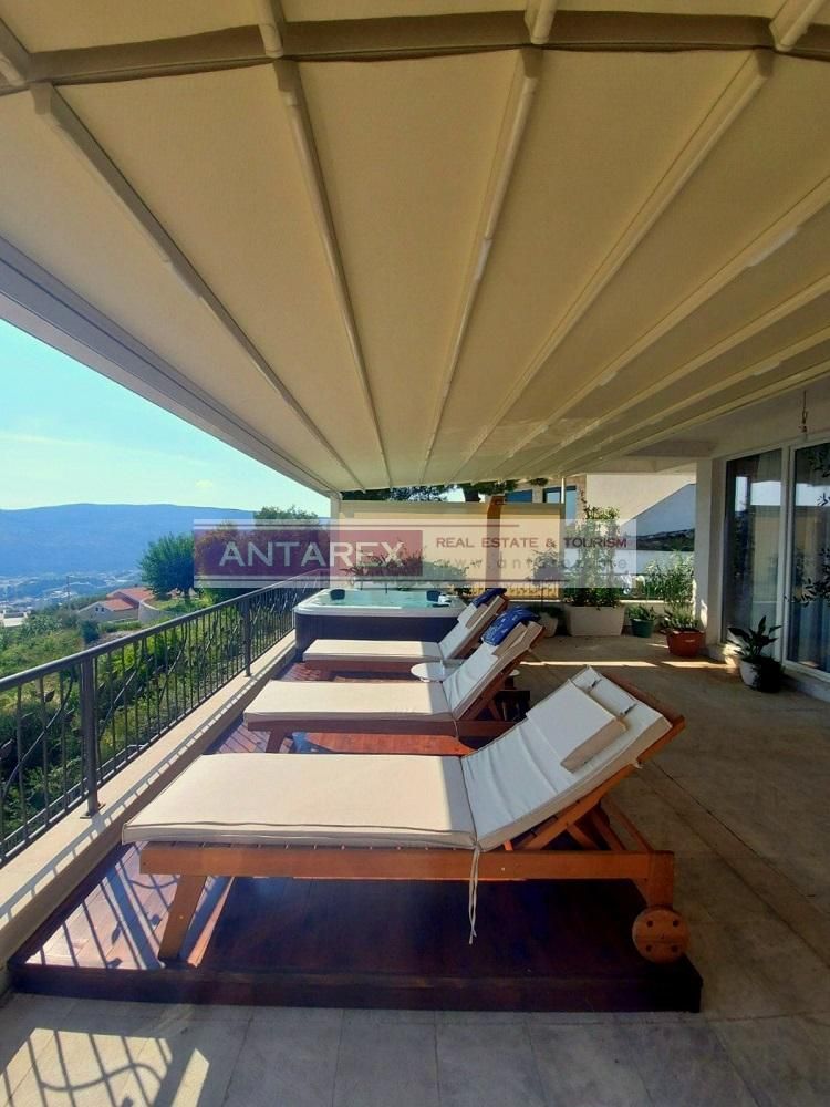 Апартаменты в Херцег-Нови, Черногория, 179 м² - фото 15