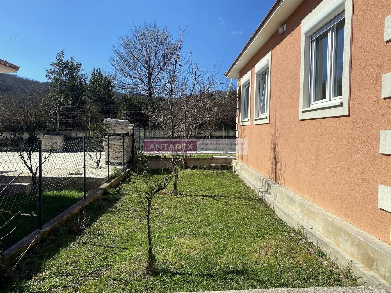 Вилла в Зеленике, Черногория, 71 м² - фото 15