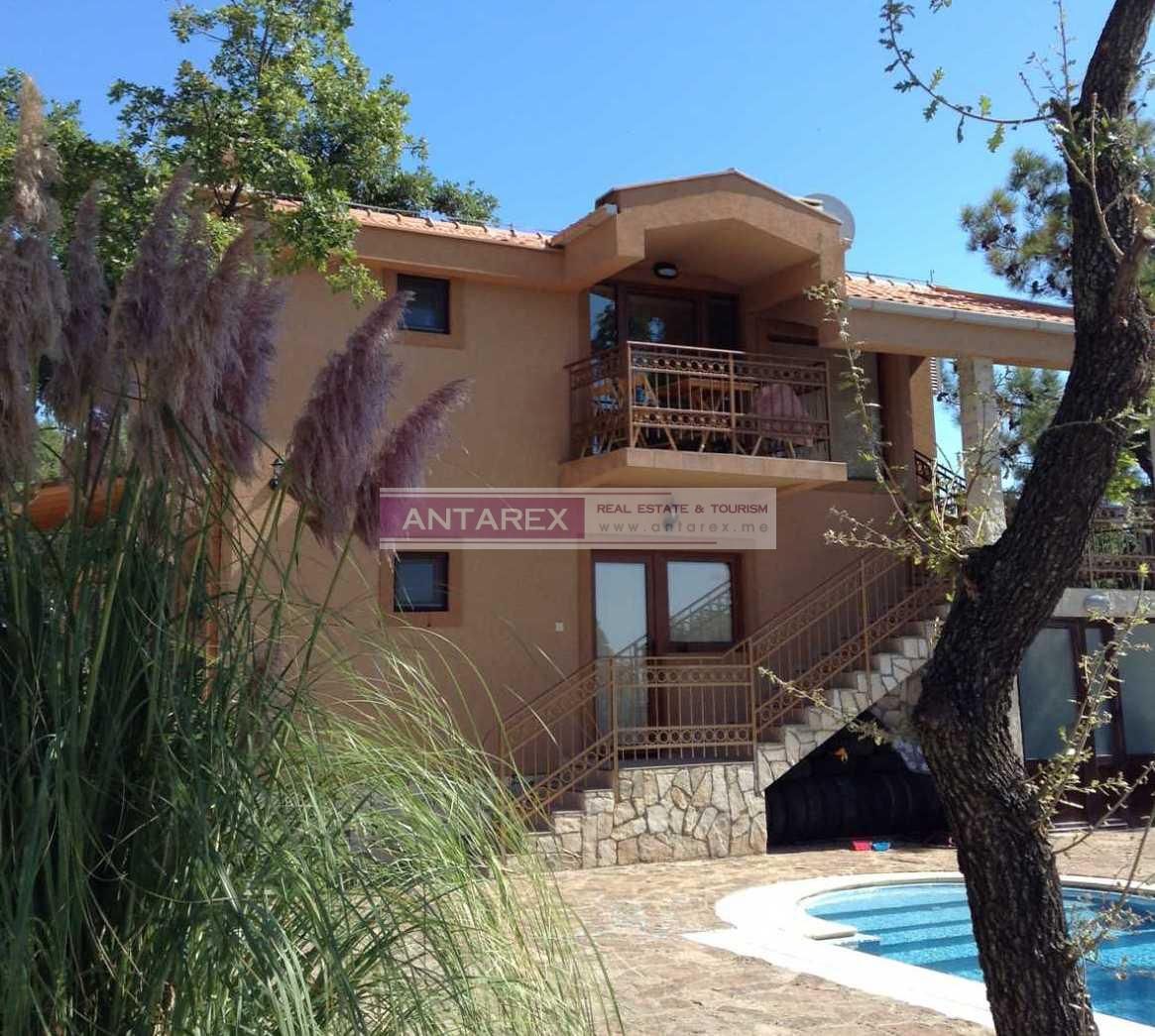 Вилла на полуострове Луштица, Черногория, 225 м² - фото 16