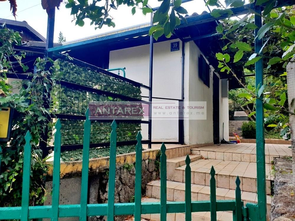 Вилла на полуострове Луштица, Черногория, 61 м² - фото 16