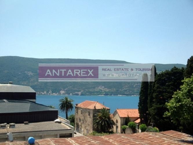 Апартаменты в Херцег-Нови, Черногория, 96 м² - фото 17