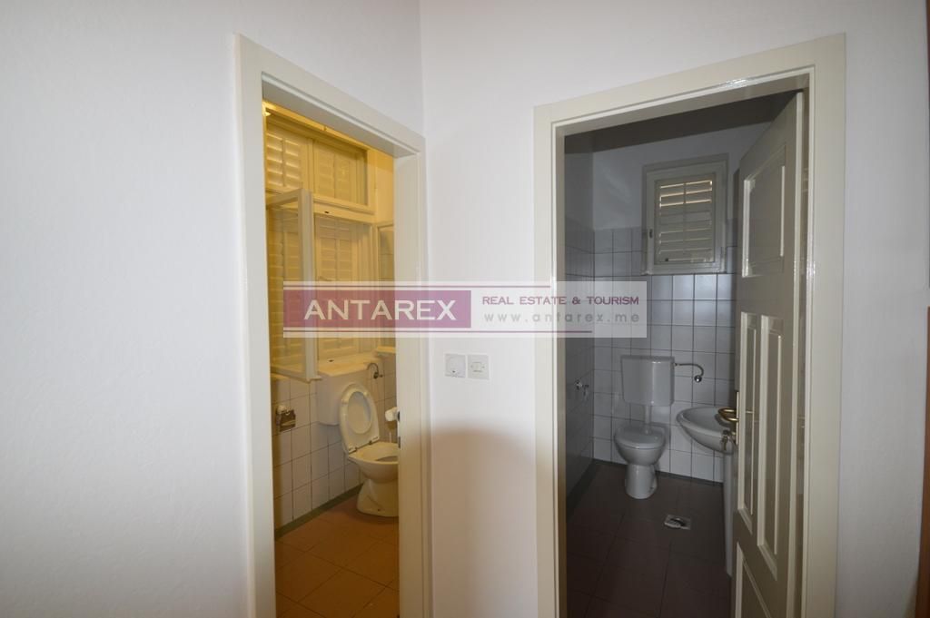 Вилла в Херцег-Нови, Черногория, 90 м² - фото 18